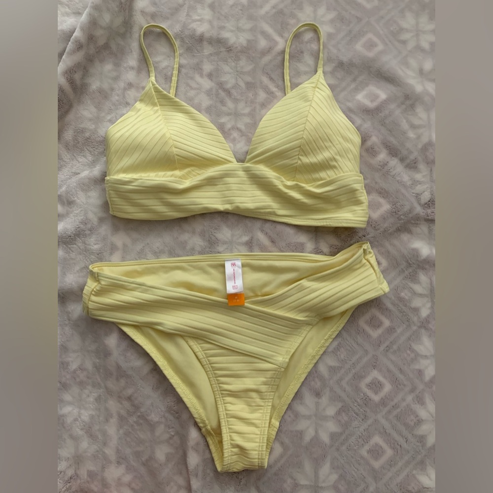Yellow bikini